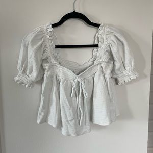 Square neck puff sleeve cropped blouse